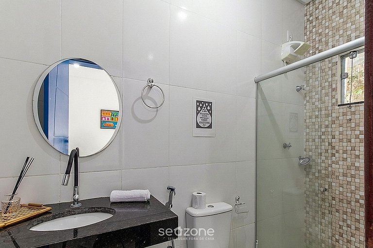 Casa em Cond. c/ piscina priv. no Centro GUS0050