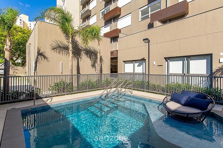 Studio em cond. c/ piscina em Porto Alegre CJG0906