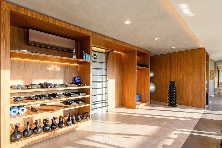 Studio em cond. c/ piscina em Porto Alegre CJG0906