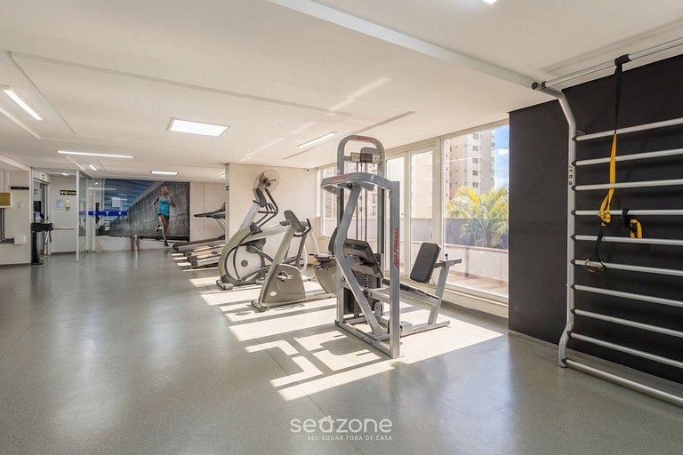 Moderno em Cond. c/ Piscina no Setor Bueno BLI2903