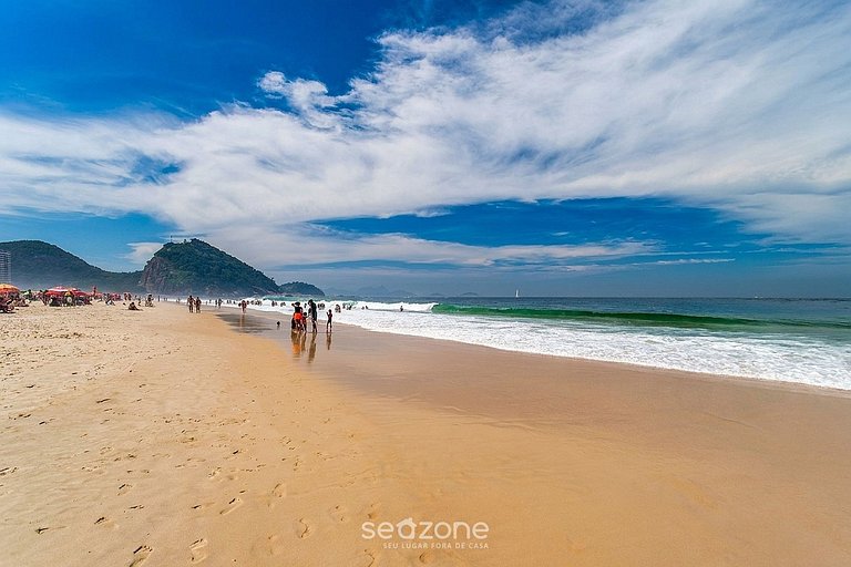 Apto aconchegante 370m da Praia Copacabana FDS0303
