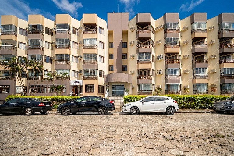 Apto em Cond. c/ Piscina Ingleses Norte FTM0106