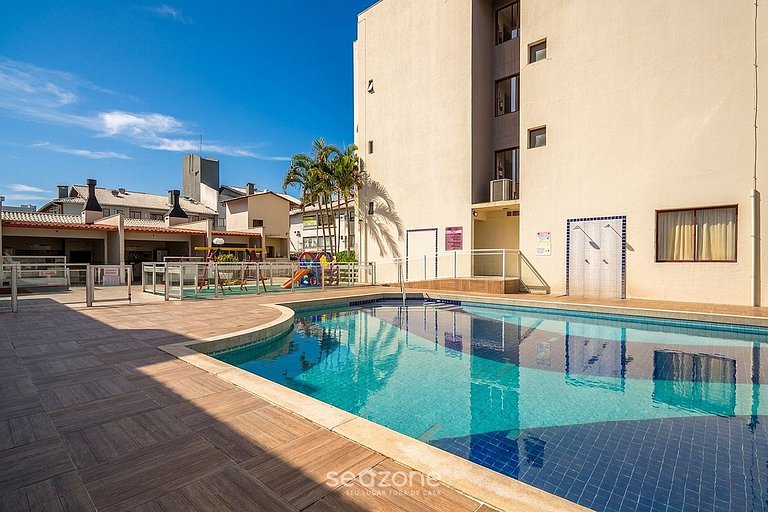 Apto em Cond. c/ Piscina Ingleses Norte FTM0106