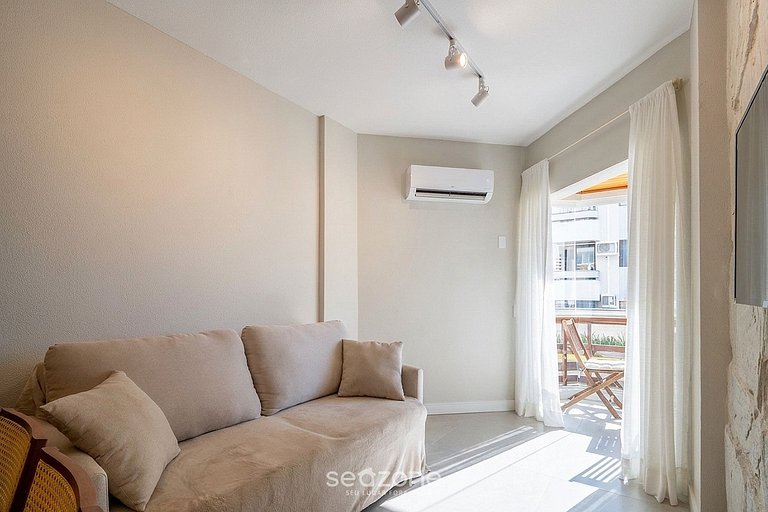 Apto em Cond. c/ Piscina Ingleses Norte FTM0106