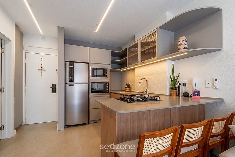 Apto em Cond. c/ Piscina Ingleses Norte FTM0106