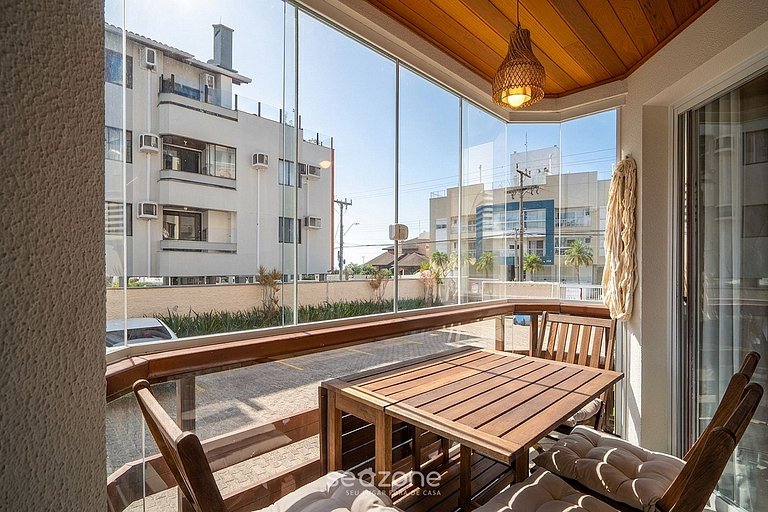 Apto em Cond. c/ Piscina Ingleses Norte FTM0106