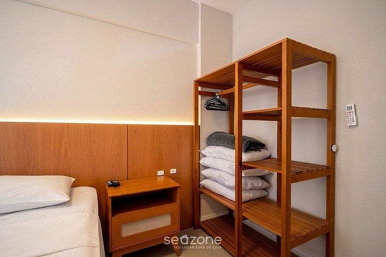 Apto em Cond. c/ Piscina Ingleses Norte FTM0106