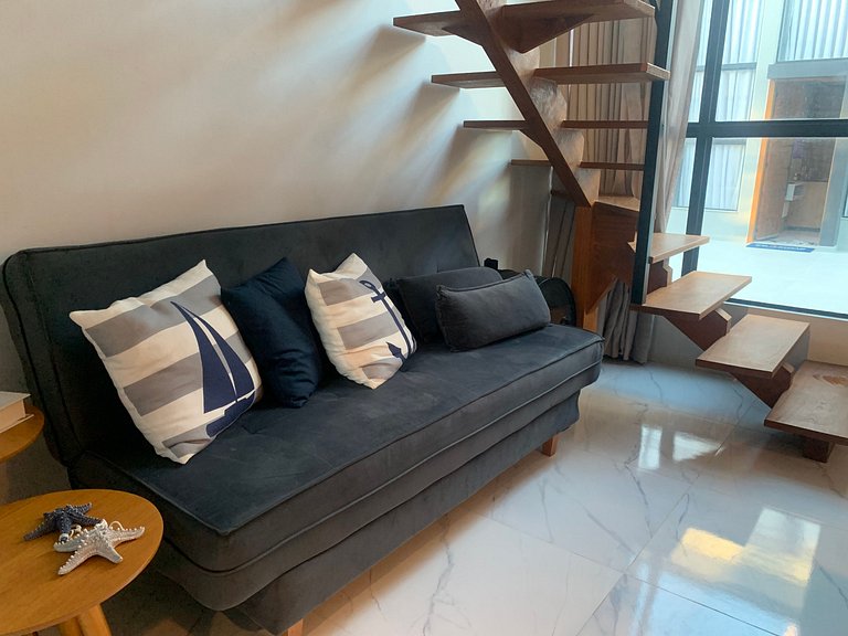 Studio em prédio c/ churrasq. no Centro PLO0003