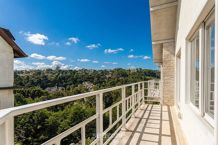 Apto c/ Linda Vista em Campos do Jordão LVR0003