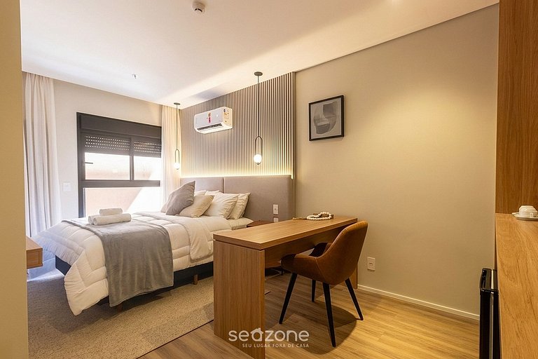 Studio em Cond. c/ Academia na Bela Vista HMJ0501