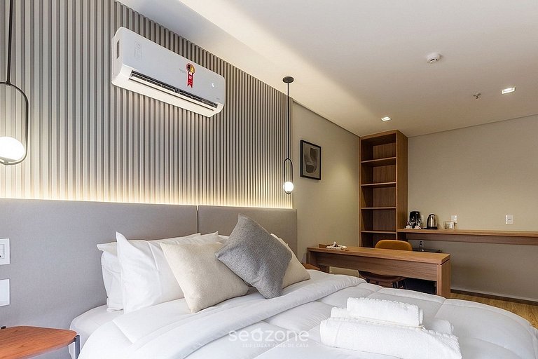 Studio en Cond. c/ Gimnasio en Bela Vista HMJ0501