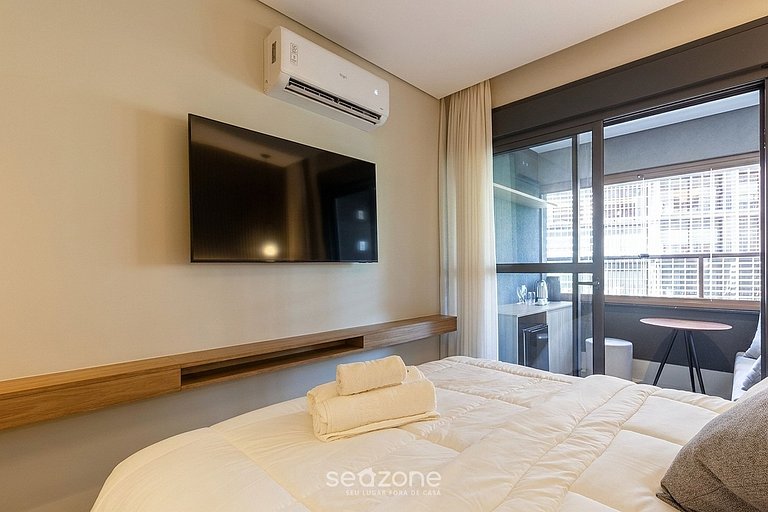 Studio em condo. na Bela Vista c/ academia HMJ0505