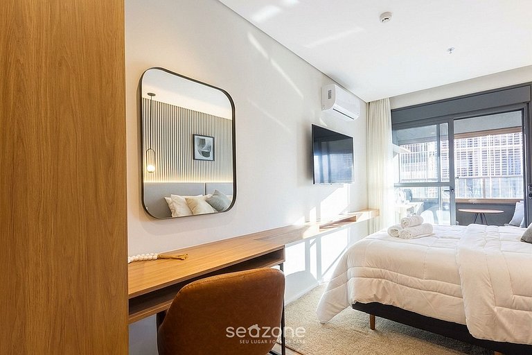 Studio em condo. na Bela Vista c/ academia HMJ0505