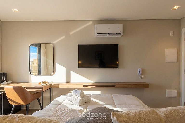 Studio en edif. con gym en Bela Vista HMJ0509