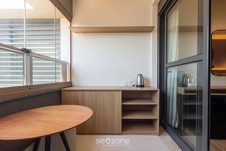 Studio en edif. con gym en Bela Vista HMJ0509