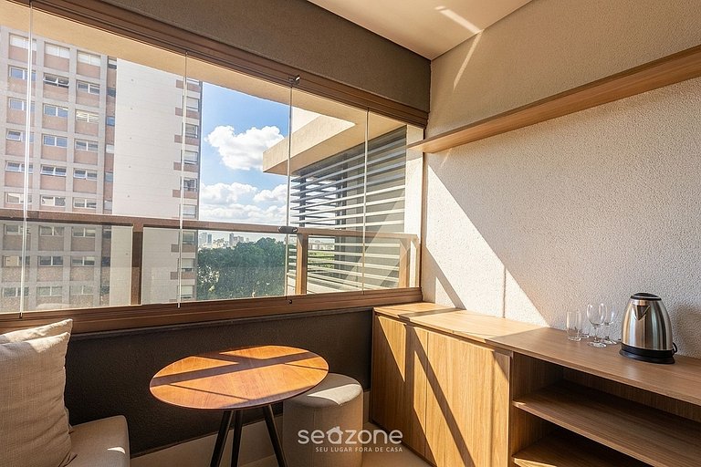 Studio en edif. con gym en Bela Vista HMJ0509