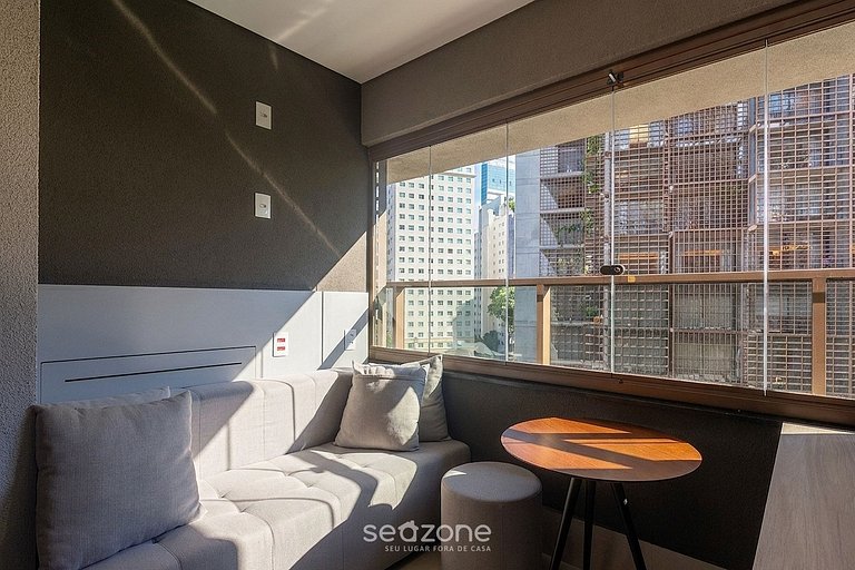 Studio en Cond. c/ Balcón en Bela Vista HMJ0606