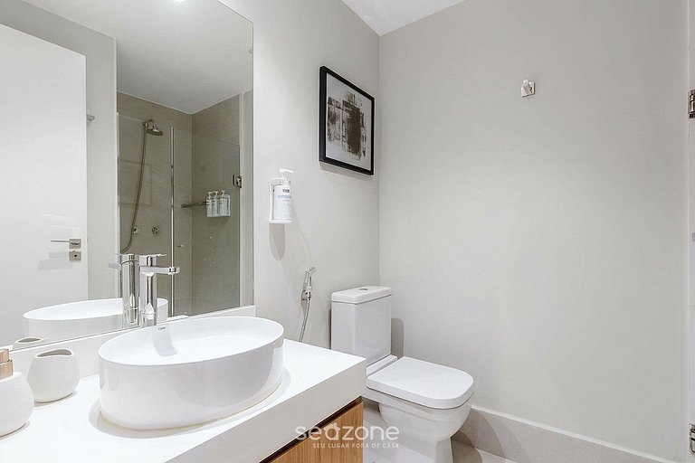 Studio en Cond. c/ Balcón en Bela Vista HMJ0606