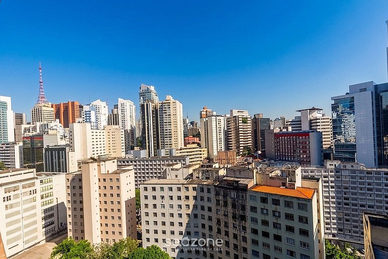 Studio c/ sacada em cond. na Bela Vista HMJ0916