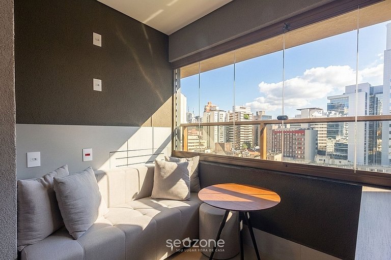 Confort c/ Balcón y Vista Cid. en Condo. HMJ0814
