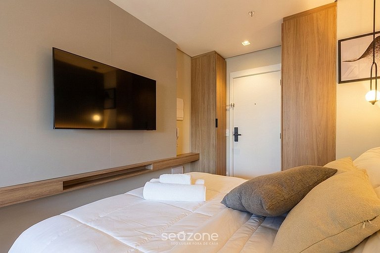 Estudio en Cond. c/ Gimnasio en Bela Vista HMJ0814