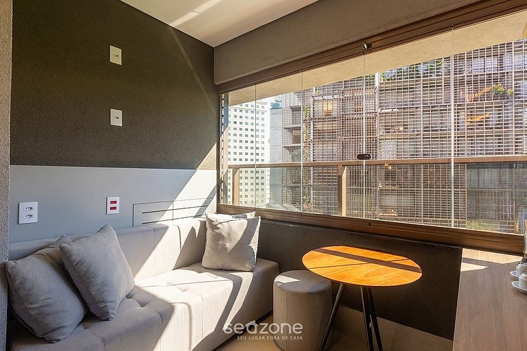 Conforto em Cond. c/ Sacada na Bela Vista HMJ0704