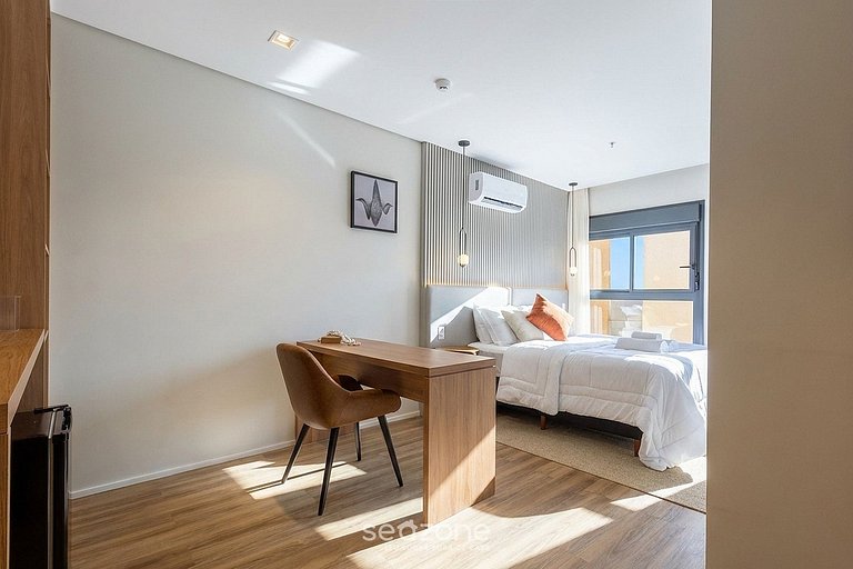 Studio em Cond. c/ Academia na Bela Vista HMJ0720