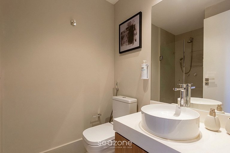 Studio em prédio c/ Sacada na Bela Vista HMJ0904