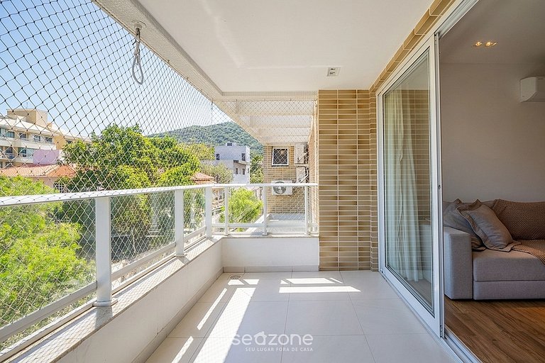 Apto en Cond. con Piscina y Acceso a Playa ELI0204