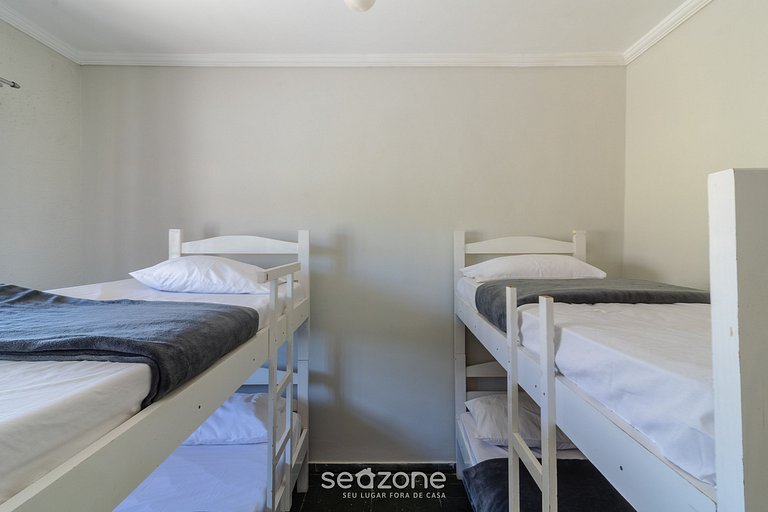 Casa em Cond. c/ Piscina - Cabo Frio VPQ0029
