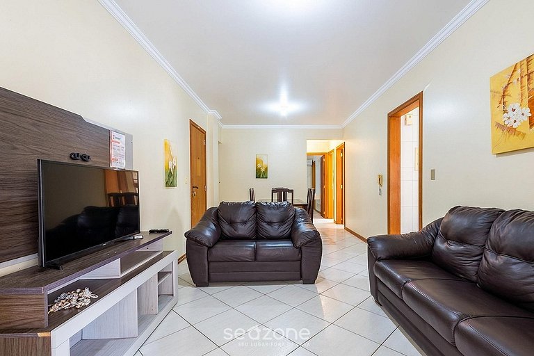 Apto em prédio c/ vista p/ Mar Meia Praia HDC0405