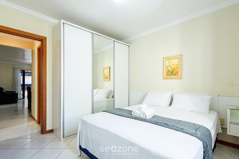 Apto en edif. con vista al Mar Meia Praia HDC0405