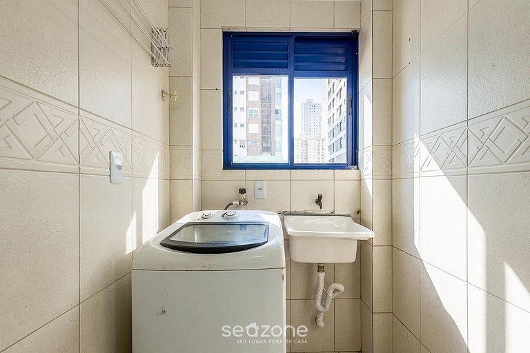 Apto en edif. con vista al Mar Meia Praia HDC0405