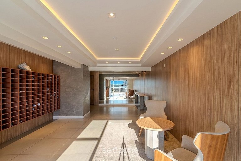 Apto en edificio en el Centro de Blumenau UNE1105