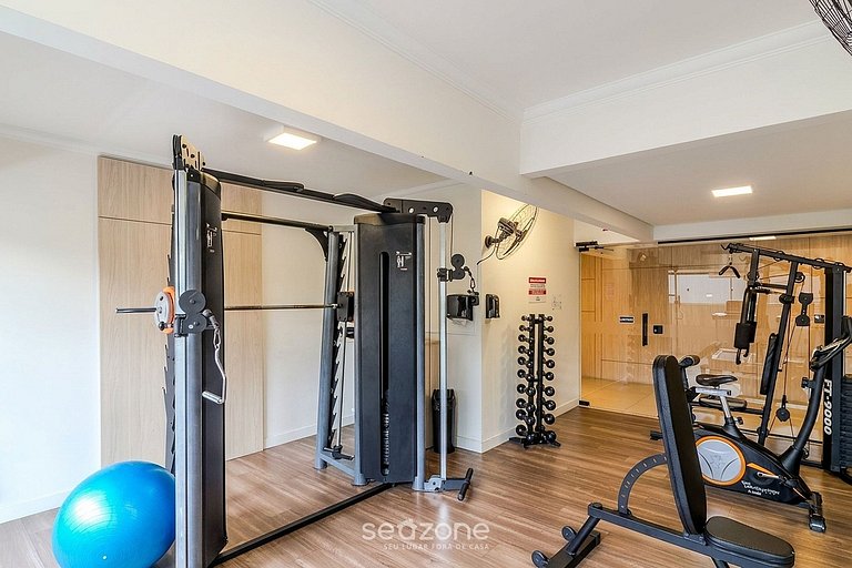 Apto em prédio no Centro de Blumenau UNE1105