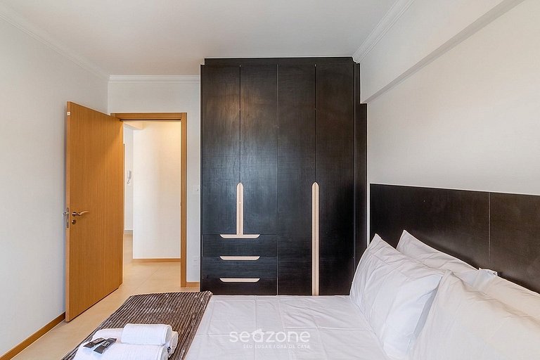 Apto en edificio en el Centro de Blumenau UNE1105