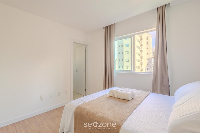 Apto 450m da praia c/ churrasq. e 3 suítes TAH0602