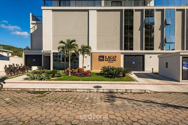 Apto en condo. c/ vista al Lago en Fazenda LMR0902