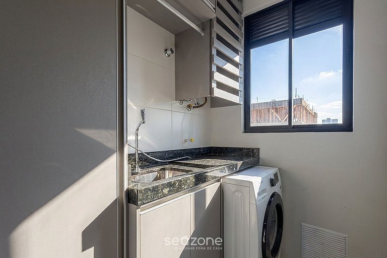 Apto em prédio c/ vista p/ Lago na Fazenda LMR0902