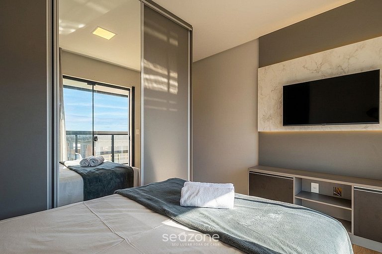 Apto em prédio c/ vista p/ Lago na Fazenda LMR0902