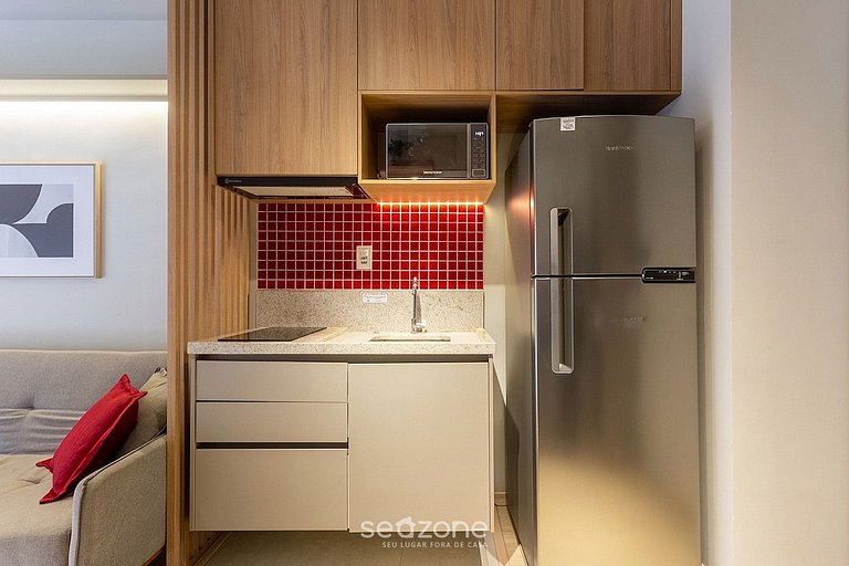 Apto em prédio c/ Sacada a 550m do Metrô MOV0213