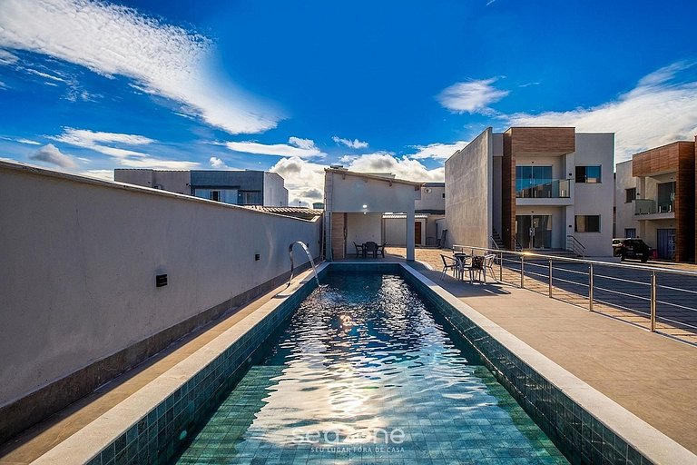 Apto en Cond. con Piscina y Vista al Mar ALM0009