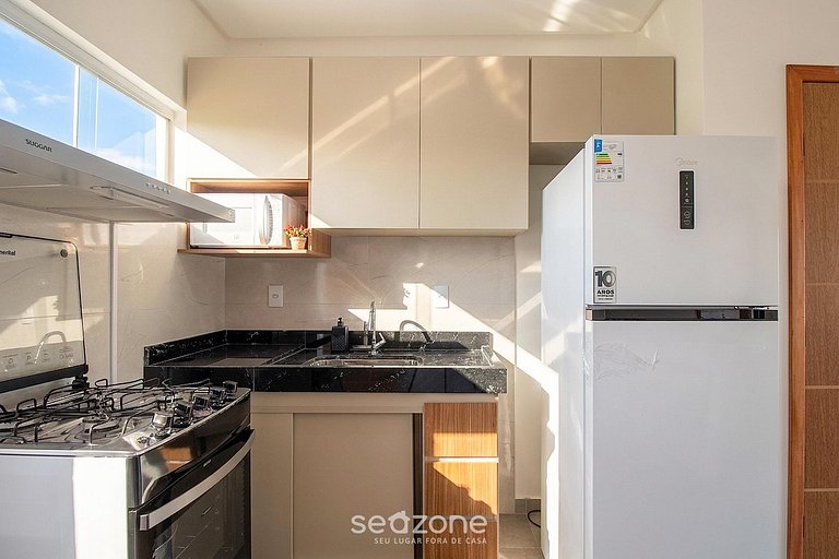 Apto em Cond. c/ Piscina e Vista Mar ALM0009