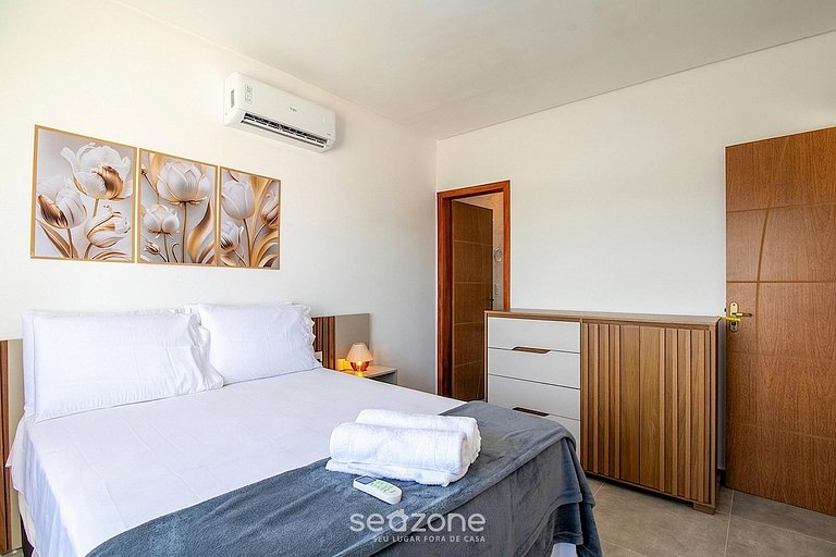 Apto en Cond. con Piscina y Vista al Mar ALM0009