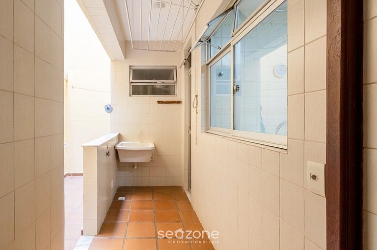 Apto em Cond. c/ Piscina e Vista Mar Braga SRB0101