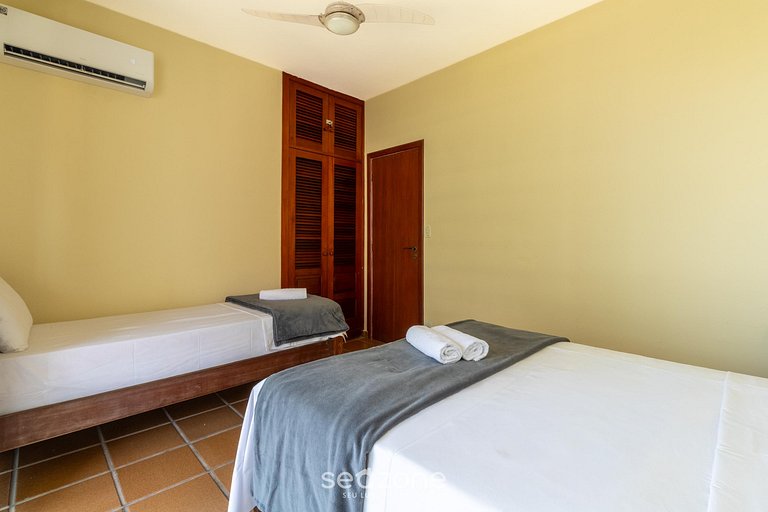 Apto en Cond. c/ Piscina y Vista Mar Braga SRB0101