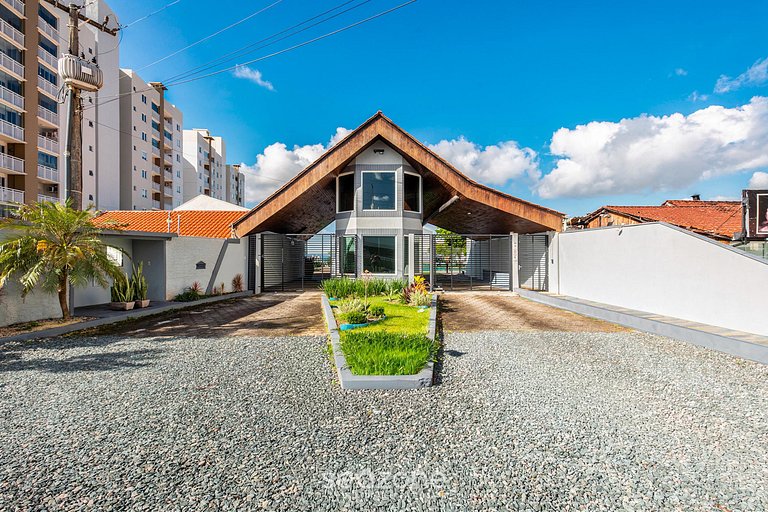 Condominio c/ instalaciones de ocio frente al mar en Itajubá