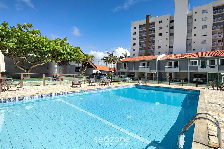 Condominio c/ instalaciones de ocio frente al mar en Itajubá