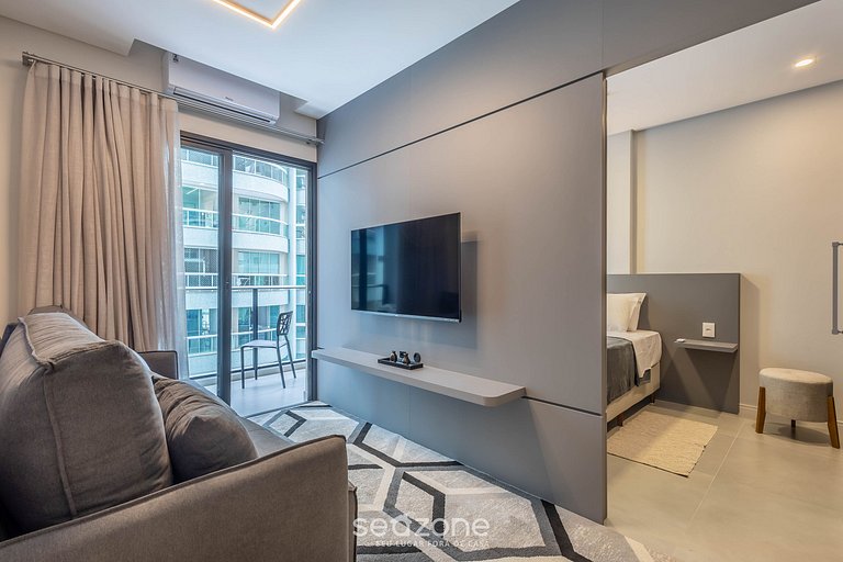 Apto em cond c/ piscina a 220m do Mar FFS0402