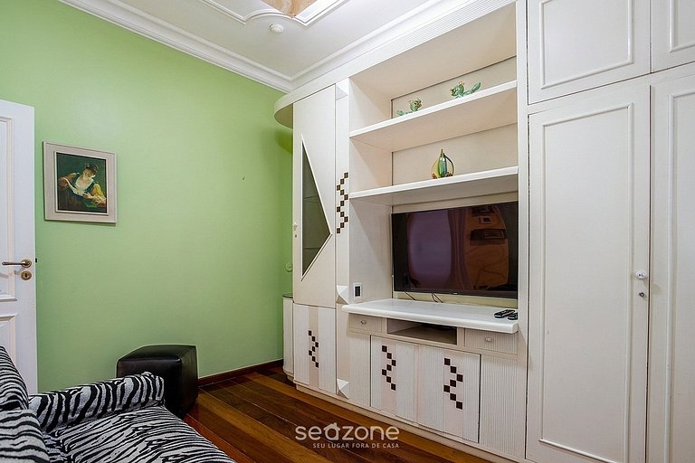 Apto en cond. c/ vista al Mar en RJ BRT1001